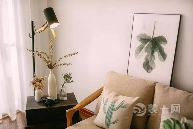 5.5万改造老家旧宅 奇怪的是只有窗户没有门