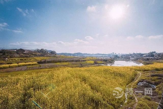 5.5万改造老家旧宅 奇怪的是只有窗户没有门